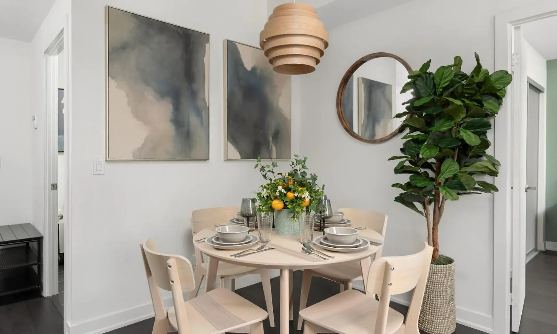 Apartment 2Br 2Ba Suite With Sofa Bed By Financial District Toronto